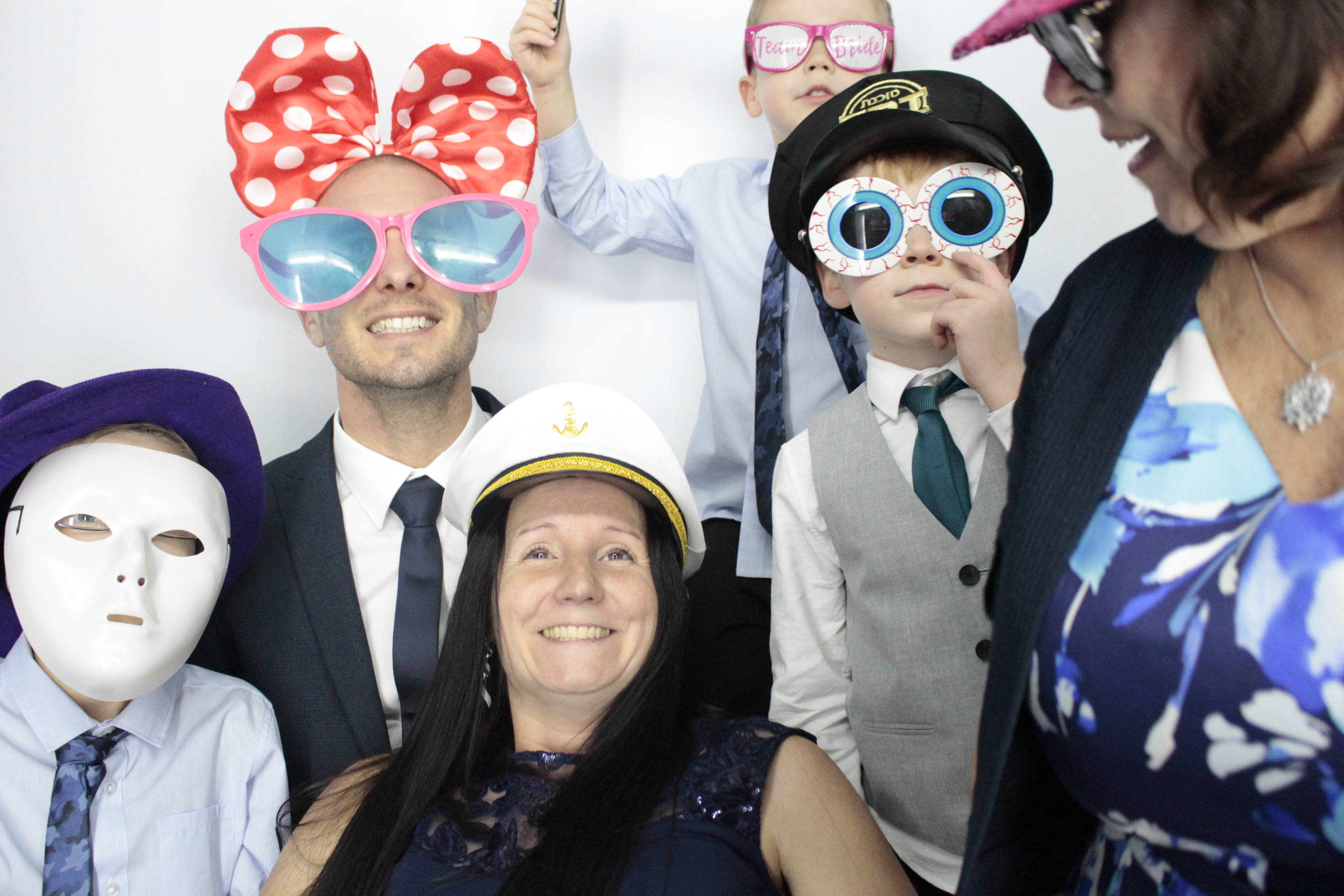 Chelsea & Matthew's Wedding | View more photos from the event at gallery.myphotoboothexperience.co.uk/u/MyPhotoBoothExperienceLtd/Chelsea-Matthews-Wedding